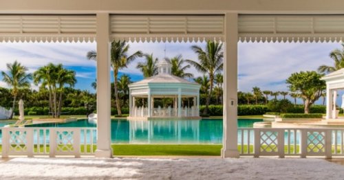 Селин Дион продаёт резиденцию с аквапарком за 72 миллиона долларов (20 фото)