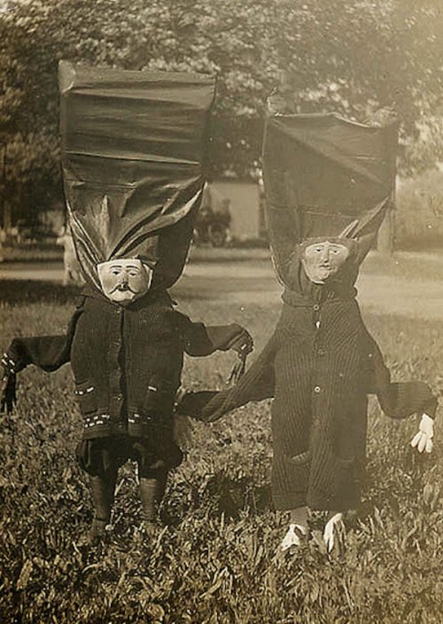 Костюмы на Хэллоуин из прошлого (20 фото)