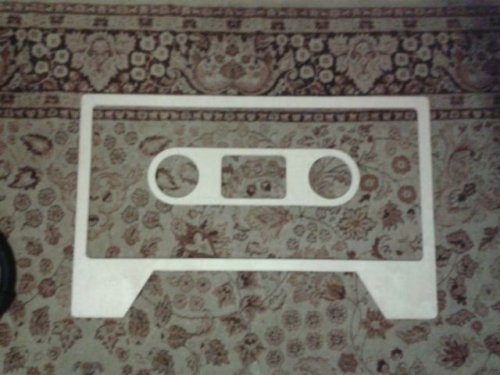 Самодельный кофейный столик в виде аудиокассеты (21 фото)