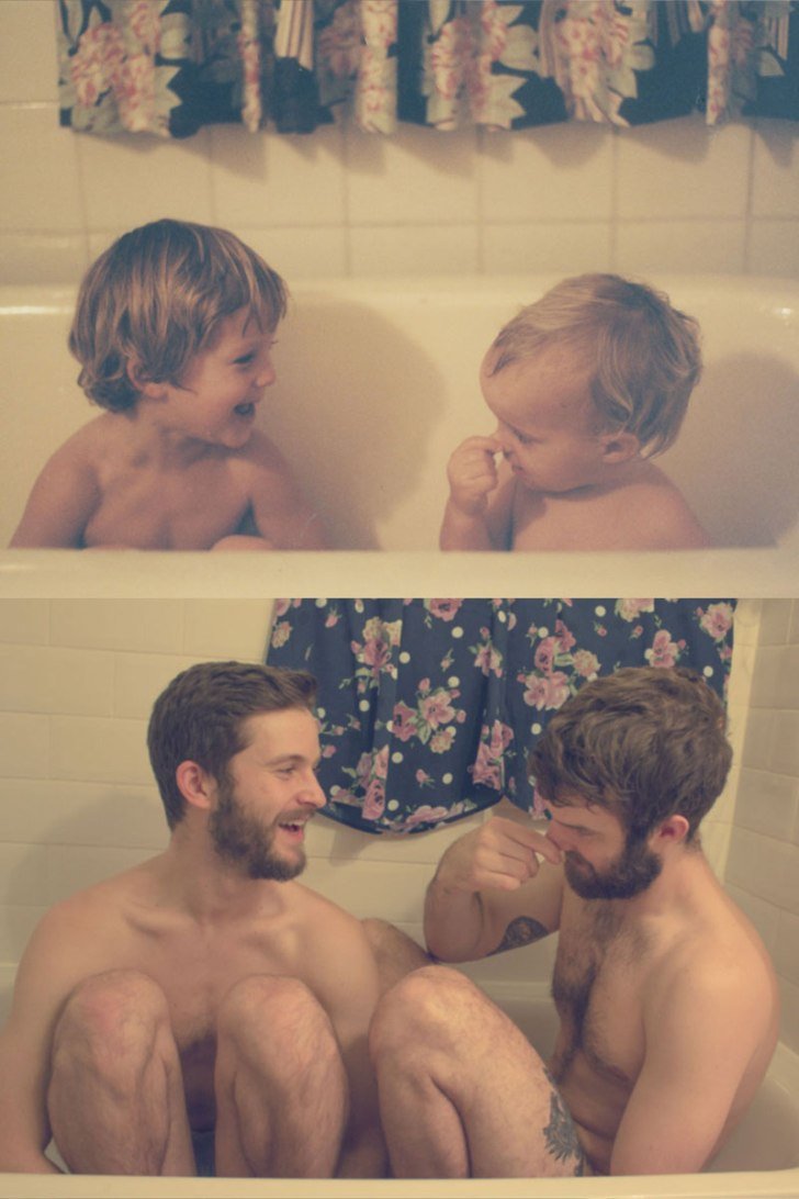 Братья в ванной