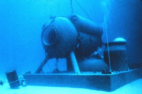 Топ-10 подводных объектов, в которых на самом деле можно жить