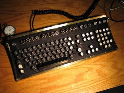 15 Уникальных и прикольных компьютерных клавиатур