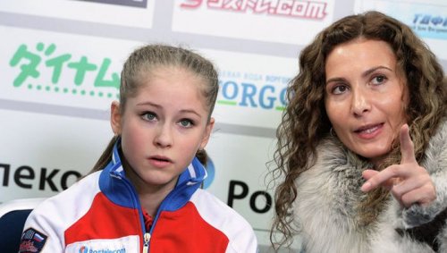 15-летняя Юлия Липницкая стала самой юной чемпионкой за всю историю зимних Олимпийских игр (10 фото)