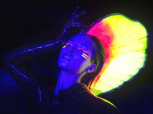 Люминесцентный модный показ от Чарли Ле Минду (8 фото + видео)
