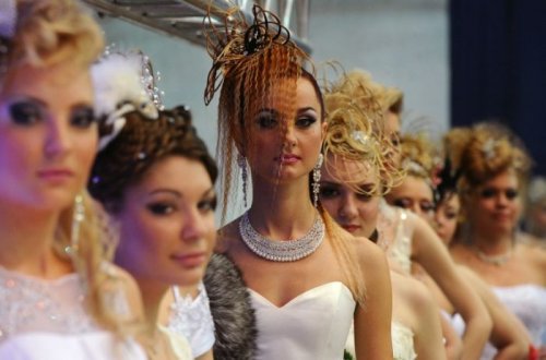 В Петербургском СКК прошёл фестиваль красоты "Невские берега" (19 фото)