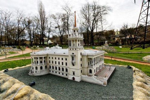 Бахчисарайский парк миниатюр в Крыму (35 фото)