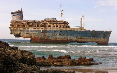 Обломки 12 знаменитых кораблекрушений, которые вы ещё можете посетить (32 фото)