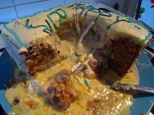 Кулинарные неудачи и разочарования: торты (14 фото)