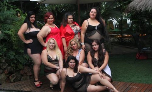 Конкурс красоты среди толстушек (29 фото)