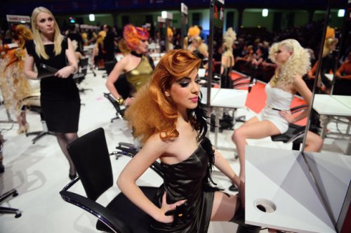 Международный чемпионат парикмахерского искусства во Франкфурте (26 фото)