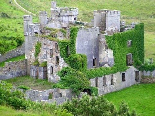 Восхитительные замки и крепости (33 фото)