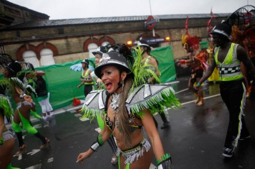 Ноттинг-Хиллский карнавал в Лондоне (14 фото)