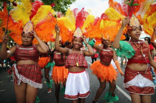 Ноттинг-Хиллский карнавал в Лондоне (14 фото)