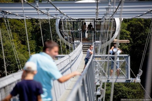 В Сочи построили самый длинный в мире пешеходный подвесной мост (11 фото)