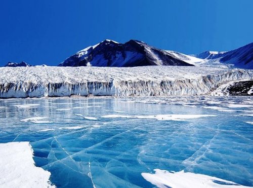 Топ-25 потрясающих ледников и айсбергов со всего мира