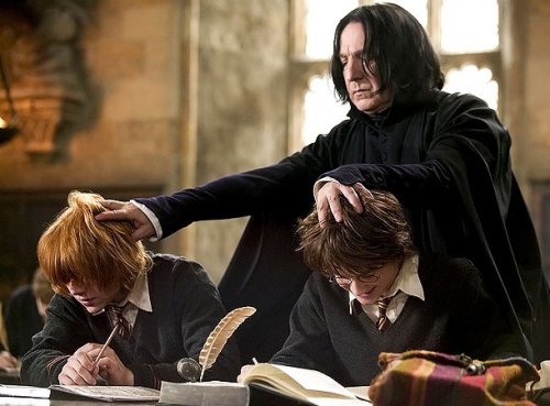 Топ-25 фактов про Гарри Поттера, которые сшибут вас с метлы