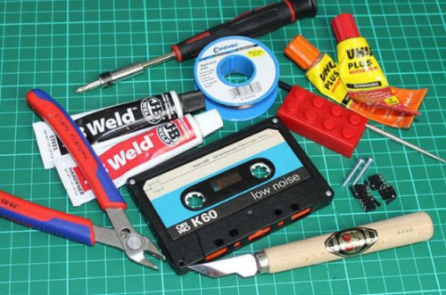 MP3-плейер в ретро-стиле из аудиокассеты (14 фото)