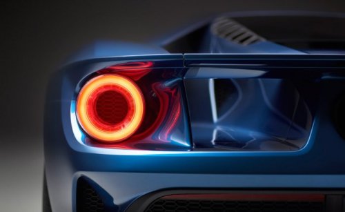 2017 Ford GT – суперкар с самым мощным двигателем от Ford (8 фото)