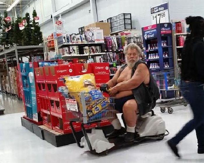 Чудаки и чудачества в Walmart (26 фото) .