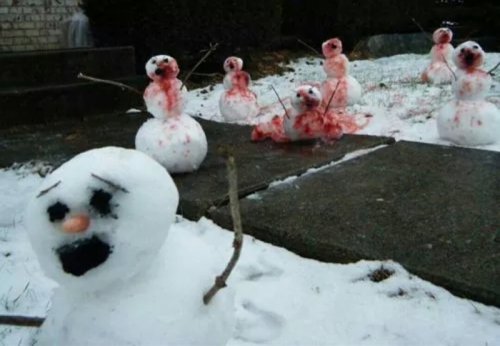 Снеговики-страшилки (16 фото)
