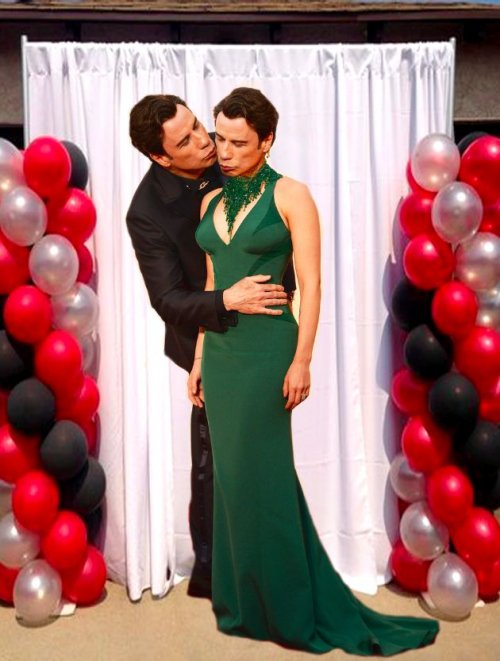 Фотожабы на Джона Траволту, целующего Скарлетт Йоханссон на красной дорожке Оскара (22 фото)
