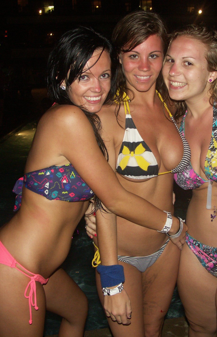 College Girls Wet And Naked