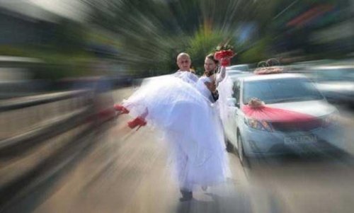 Свадебные фотографии, которые можно было не делать (25 фото)