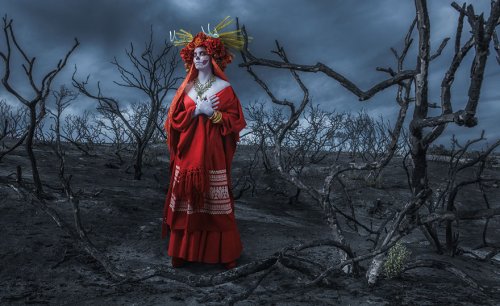 Богиня загробного мира Миктлансиуатль в фотопроекте Тима Тэддера (8 фото)