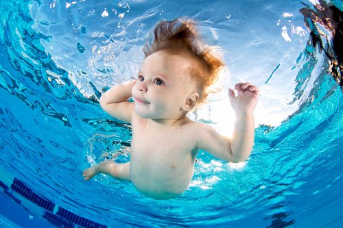 Малыши под водой в фотографиях Сета Кастила (17 фото)