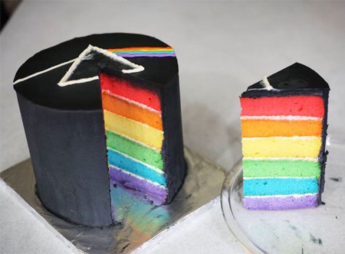 Креативные и необычные торты (28 фото)