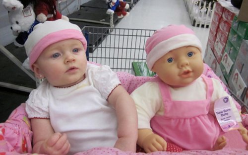 Малыши, похожие на своих кукол (32 фото)