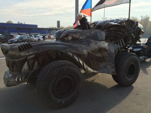 Автомобиль, вдохновлённый фильмом "Безумный Макс", построили в России (5 фото)