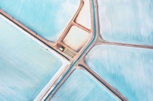 Голубые соляные поля в Австралии с высоты птичьего полёта (10 фото)