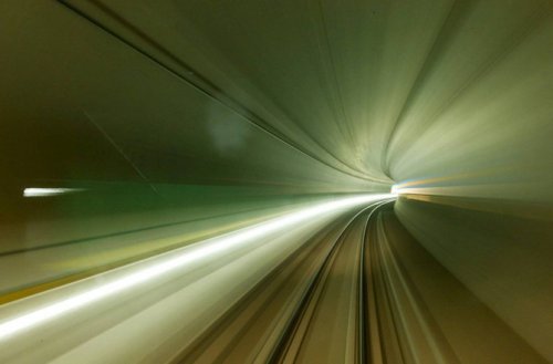 Железнодорожный тоннель Готтард, соединяющий Милан и Цюрих, самый длинный в мире (12 фото)