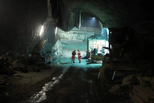 Железнодорожный тоннель Готтард, соединяющий Милан и Цюрих, самый длинный в мире (12 фото)