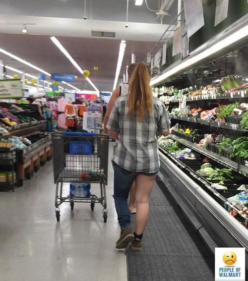 Чудаки и чудачества в Walmart (17 фото)