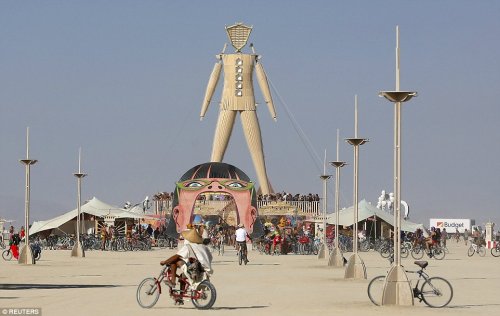 Ежегодный фестиваль Burning Man (20 фото)