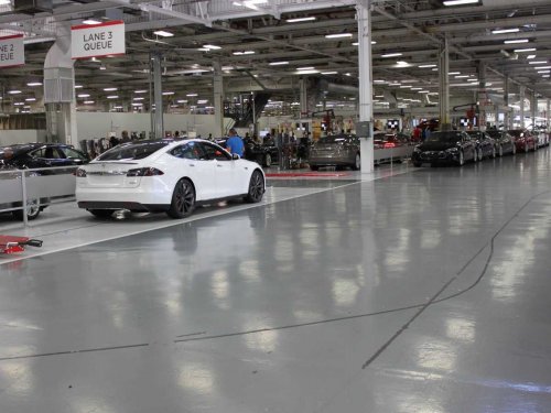 Как это делается: электромобили Tesla (44 фото)