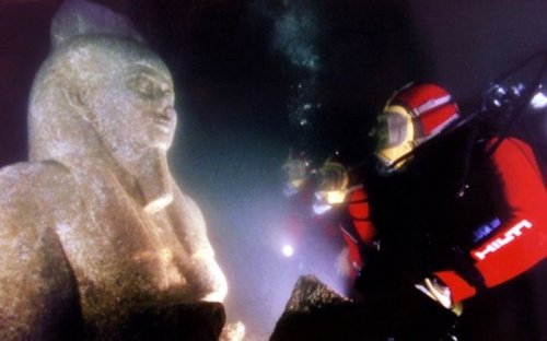 Древнеегипетские реликвии, 12 веков пролежавшие в водах Нила (16 фото)