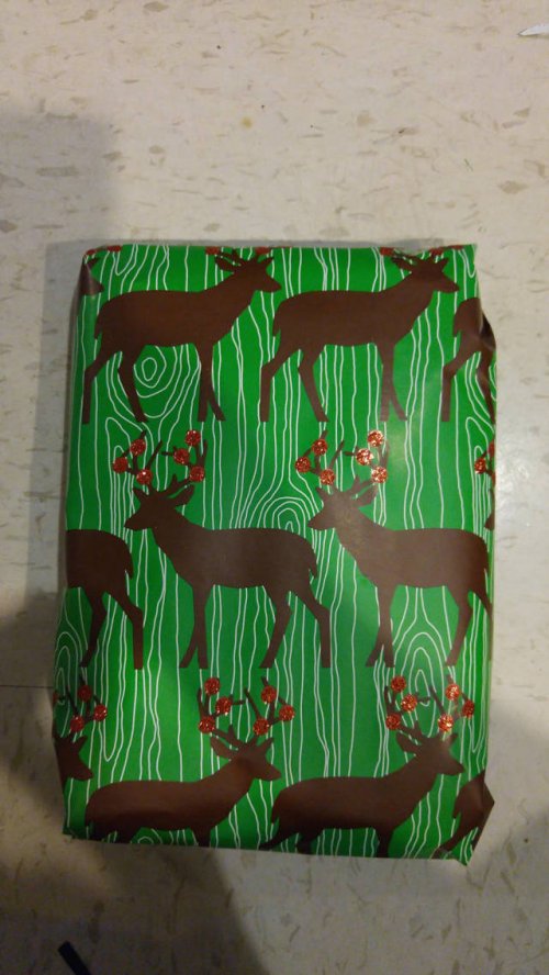 Упаковка рождественского подарка брату (14 фото)