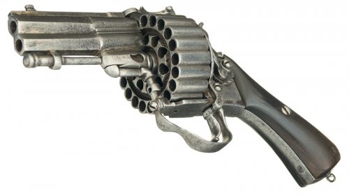Оружие для тех, кто любит стрелять без перезарядки (18 фото)
