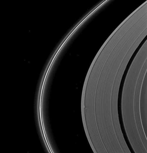 Потрясающие фотографии Сатурна, которые вы наверняка ещё не видели (21 фото)