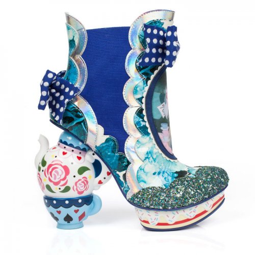Обувь, дизайн которой вдохновлён мультфильмом Диснея "Алиса в Стране чудес" (15 фото)