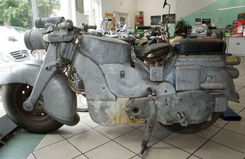 Мотоциклы для настоящих бруталов (22 фото)