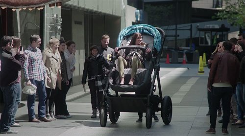 Тест-драйв в коляске для взрослых (6 фото + видео)