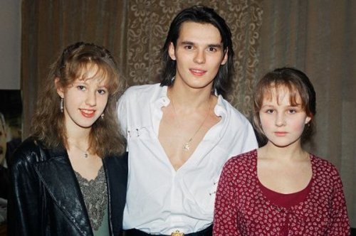 Звёзды российского шоу-бизнеса в 1990-ых (12 фото)