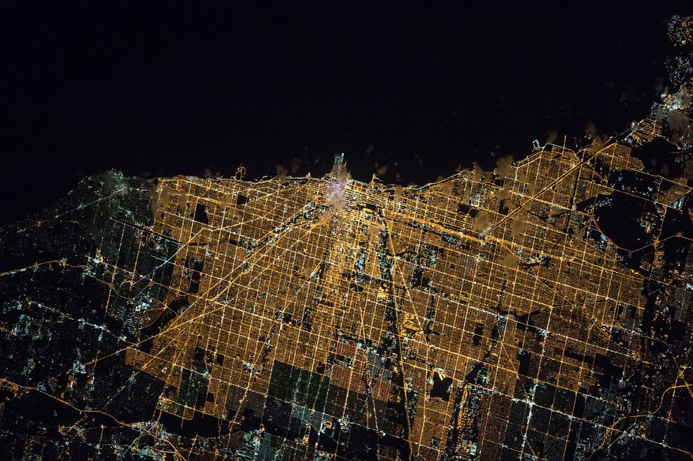Нью йорк ночью из космоса