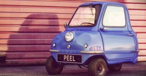 Крошка-автомобиль Peel P50 (11 фото)