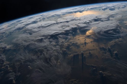 Потрясающие снимки, сделанные с борта МКС (22 фото)