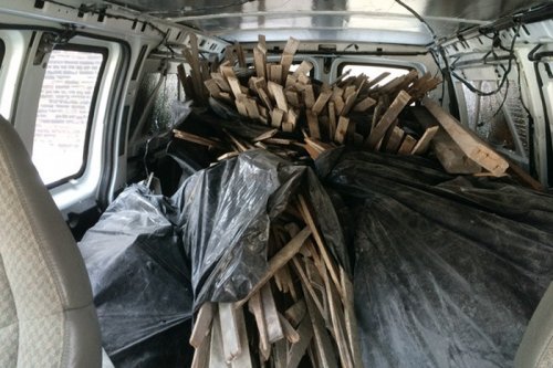 Переделка старого фургона в дом на колёсах (15 фото)